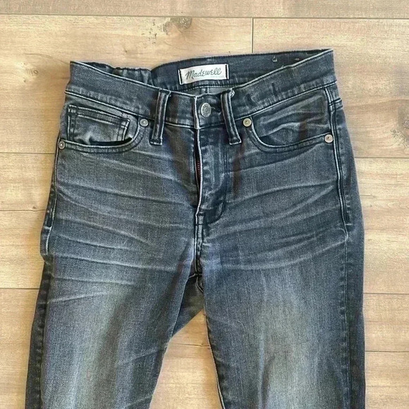Madewell Faded Black Distressed High Riser Skinny Jeans Kincaid Wash SZ 24 - Picture 7 of 13